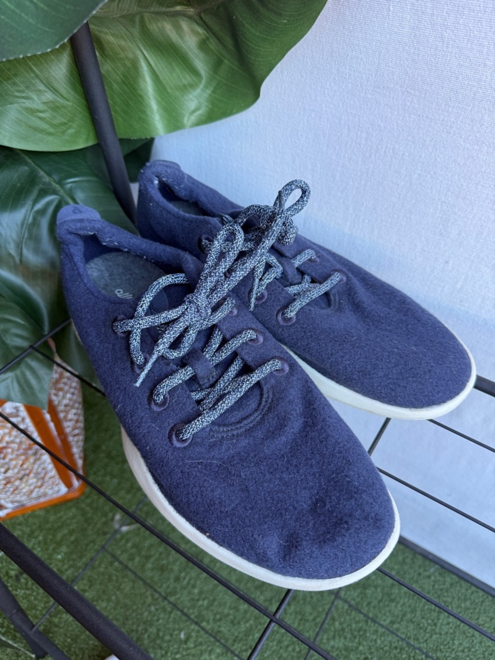 Allbirds Wool runners Navy Blue Casual Lace-Up Sneakers / Size Mens 10